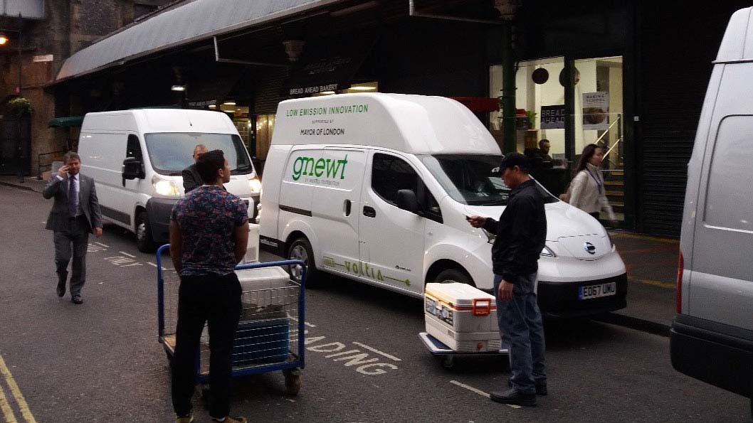 Dodávka doručuje na miestach ako je Borough Market