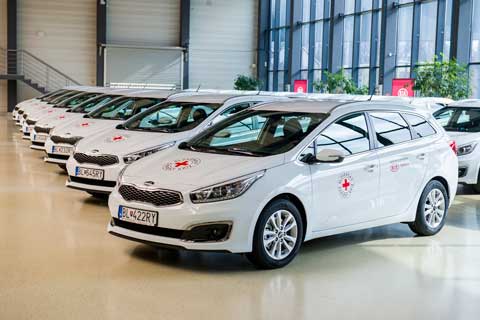 Slovenský Červený kríž dostane ďalších 17 vozidiel Kia cee’d pre zlepšenie mobility
