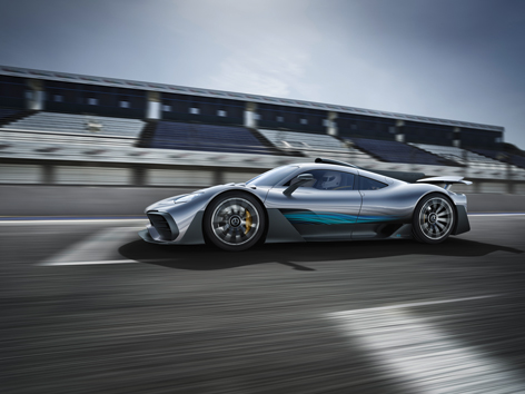 Mercedes-Benz na autosalóne s novou Triedou A i super športom Project ONE