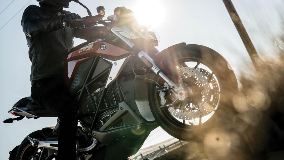 Zero SR/F 2019 elektrický motocykel
